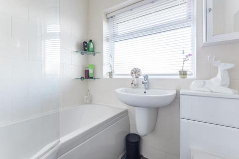 46 Derwent Drive, Hereford, HR4 9PS