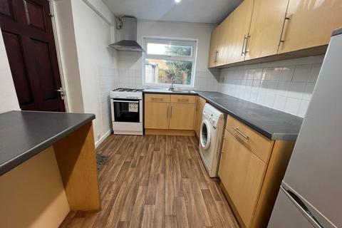 3 bedroom semi-detached house to rent, Tile Hill Lane, Tile Hill, Coventry, CV4