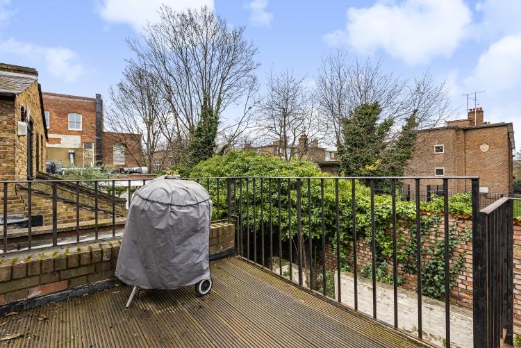 Highbury Park Highbury N5 2 bed apartment £2,383 pcm (£550 pw)