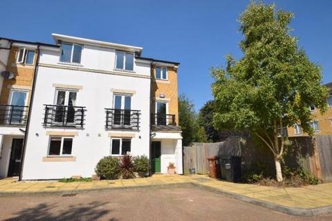 5 bedroom townhouse for sale - Hemsley Road, Kings Langley, Hertfordshire, WD4 8TD