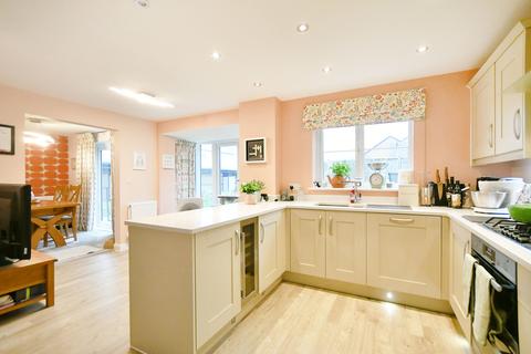 1 Coronel Close, Swindon, SN3 4FW