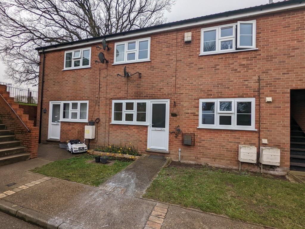 Old School Close, Leiston 2 bed ground floor flat £625 pcm (£144 pw)