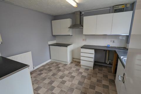 2 bedroom ground floor flat to rent, Old School Close, Leiston