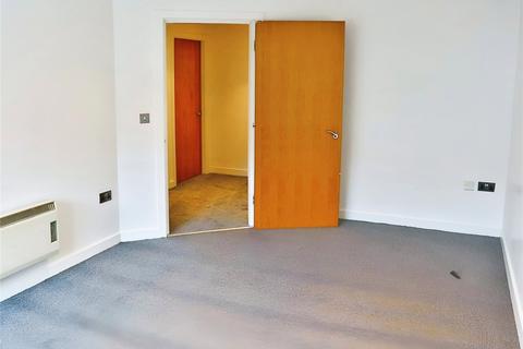 2 bedroom apartment to rent, Wood Lane, Newsome, Huddersfield, HD4