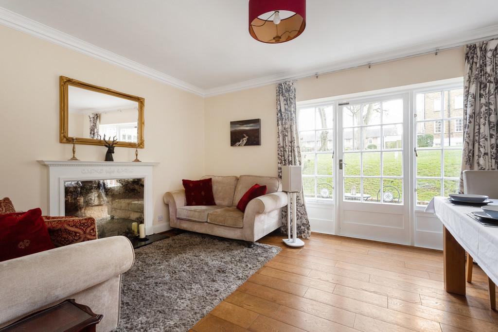 John Spencer Square, N1 2LZ 2 bed apartment £730,000