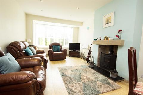 11 Eskdale Crescent, Blackburn, BB2 5DT
