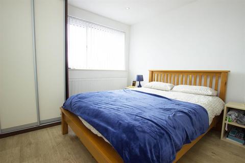 11 Eskdale Crescent, Blackburn, BB2 5DT