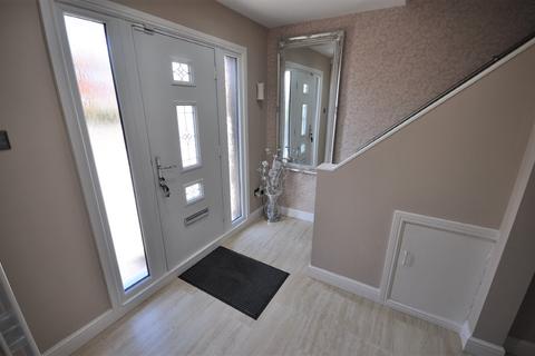31 Hawthorne Road, Thorne, Doncaster, DN8 4HE