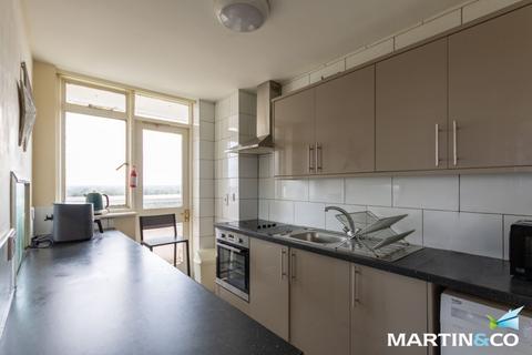 2 bedroom flat to rent, Warwick Crest, Arthur Road, Edgbaston, B15