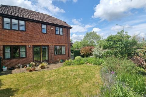 4 bedroom detached house for sale, Drovers Way, Southam, CV47