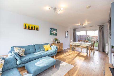 3 Bishops Close, Whitchurch, Cardiff, CF14 1NH