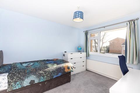 3 Bishops Close, Whitchurch, Cardiff, CF14 1NH