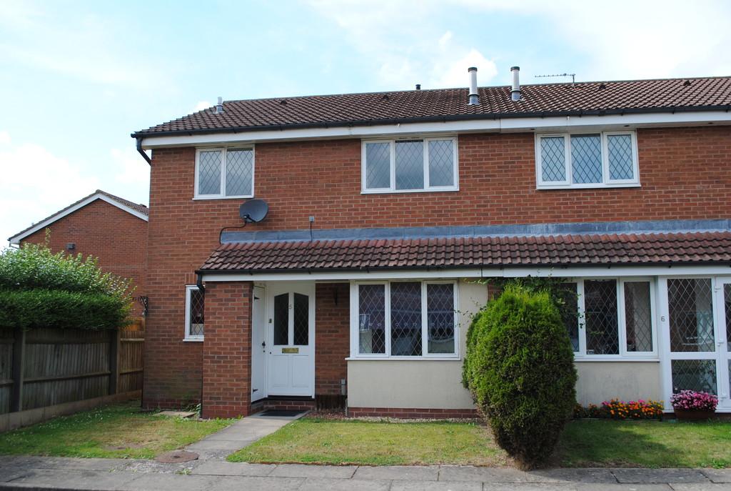 Underhill Close, Newport 2 bed semidetached house £595 pcm (£137 pw)