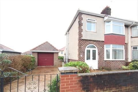 3 bedroom semi-detached house for sale - Chester Close, Shotton