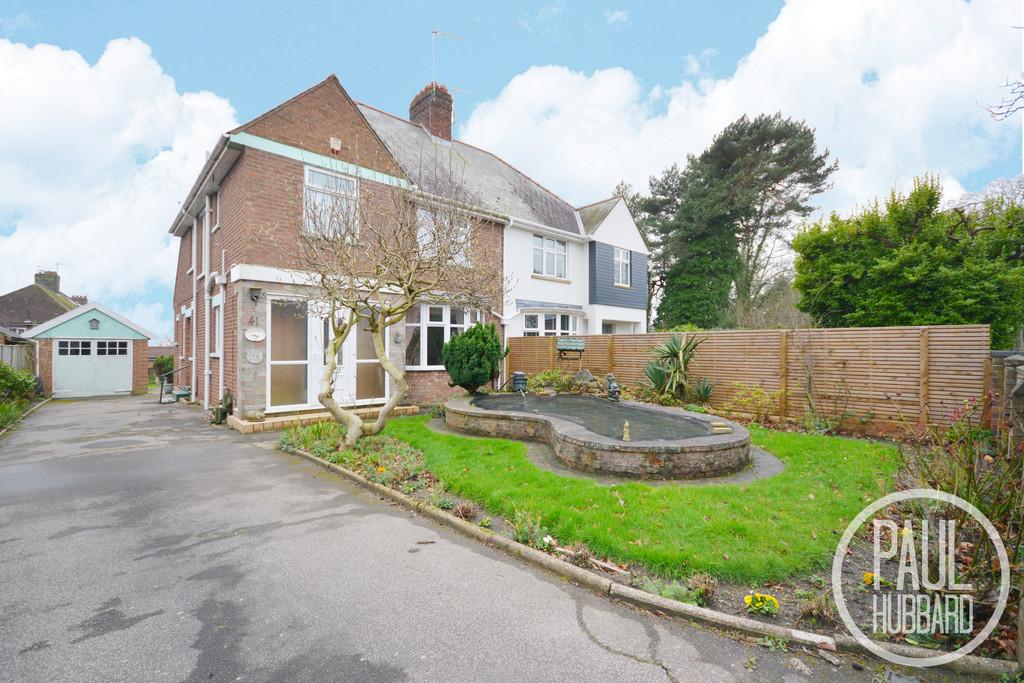 Normanston Drive, Oulton, Suffolk 3 bed semidetached house £290,000