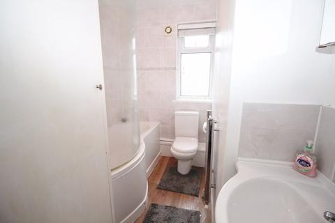 11 The Close, Hedge End, Southampton, SO30 4DZ