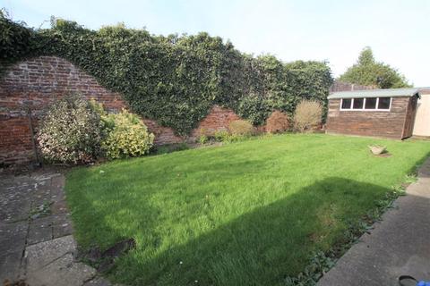 2 Gaunts Close, Deal, CT14 9DA