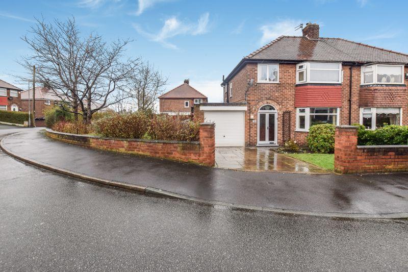 Kingsley Crescent, Runcorn 3 bed semidetached house £220,000