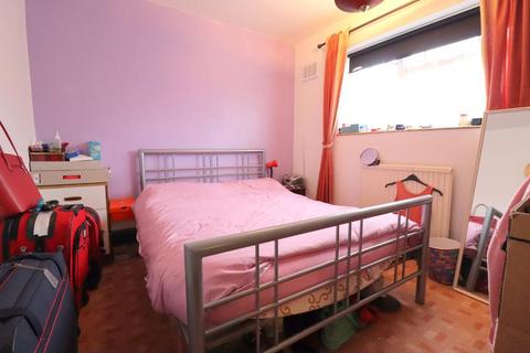 25 Hallwicks Road, Luton, LU2 9BG