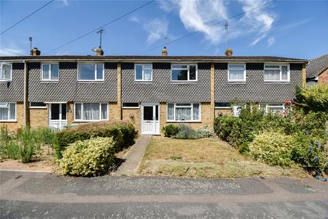 3 bedroom terraced house to rent, Cliveden Close, Cambridge, CB4