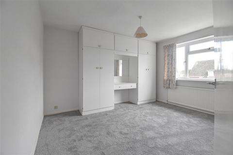 3 bedroom terraced house to rent, Cliveden Close, Cambridge, CB4