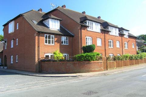 1 bedroom flat for sale, Primrose Court, Goring Road, Steyning, West Sussex, BN44 3FY