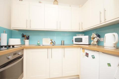 1 bedroom flat for sale, Primrose Court, Goring Road, Steyning, West Sussex, BN44 3FY