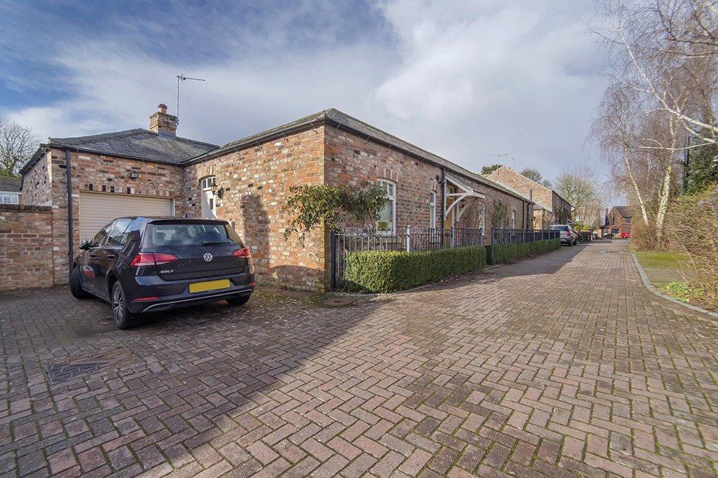 Westfield Farm, Askham Lane, York, North Yorkshire, YO24 3 bed detached