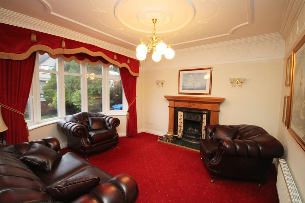 Penketh Road, Great Sankey, Warrington, WA5 3 bed detached house for