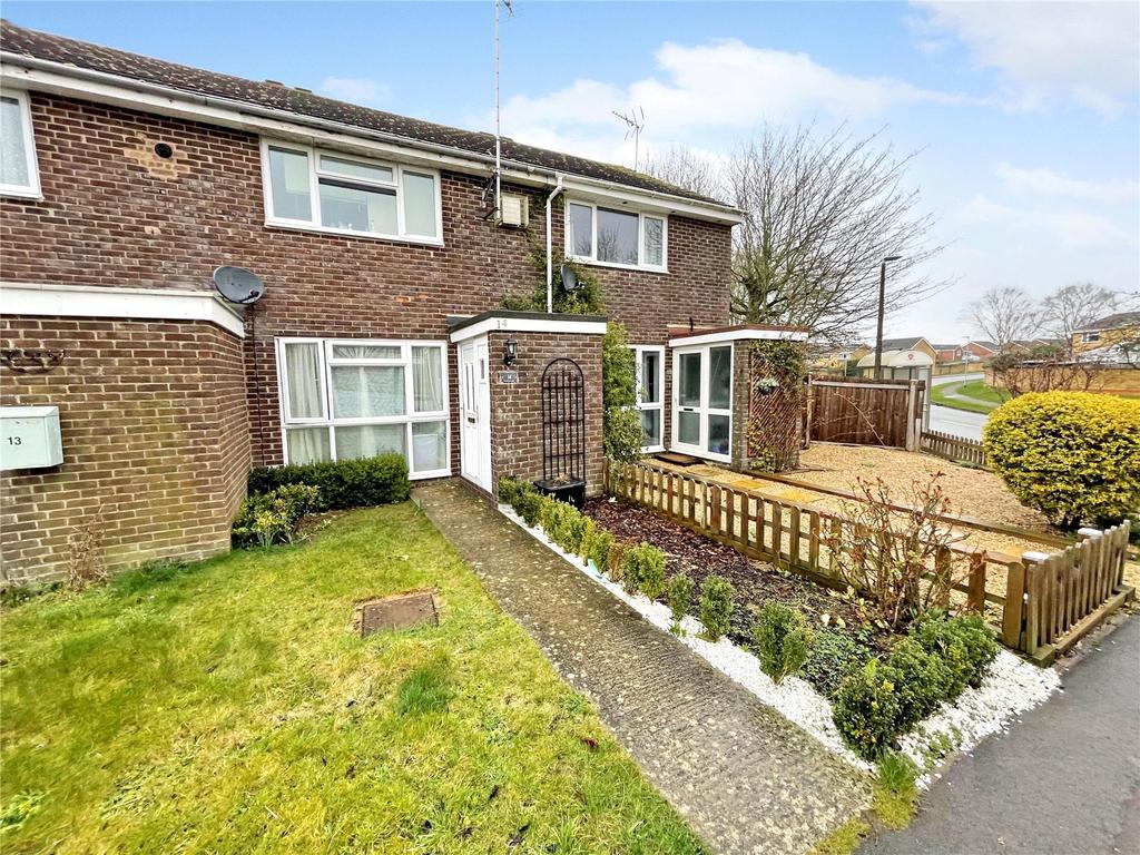 Lucerne Close, Royal Wootton Bassett... 2 bed terraced house £210,000