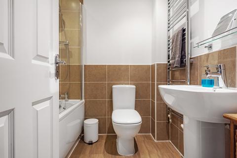 123 Cloatley Crescent, Royal Wootton Bassett, Swindon, SN4 7FX