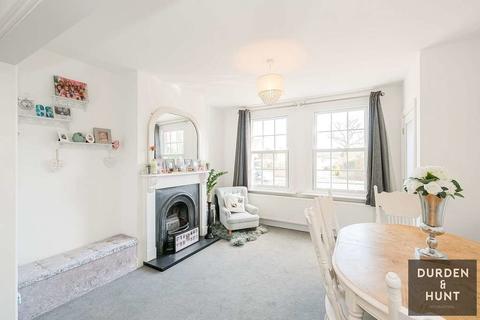 5 Fyfield Road, Ongar, CM5 0AF