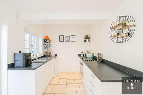 5 Fyfield Road, Ongar, CM5 0AF