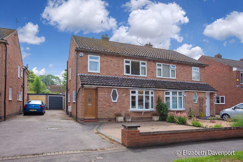 Willoughby Avenue, Kenilworth 3 bed semidetached house £475,000