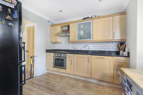 32d Pope Road, Bromley, BR2 9QB