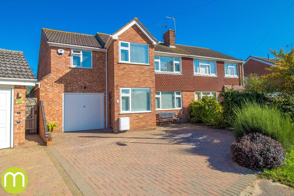 Lucas Avenue, Fordham, Colchester, CO6 5 bed semidetached house for