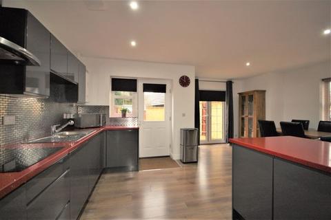 20 Collier Crescent, Witney, OX28 6GN
