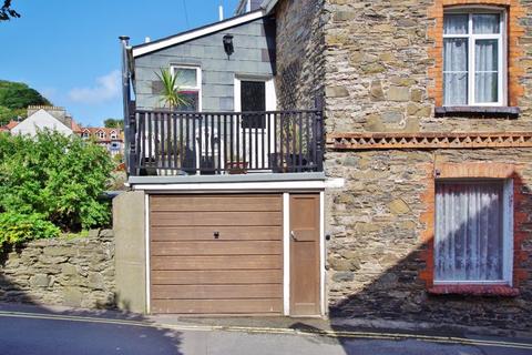 1 Waverley Terrace, Lynton, EX35 6AH