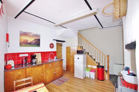 1 Waverley Terrace, Lynton, EX35 6AH