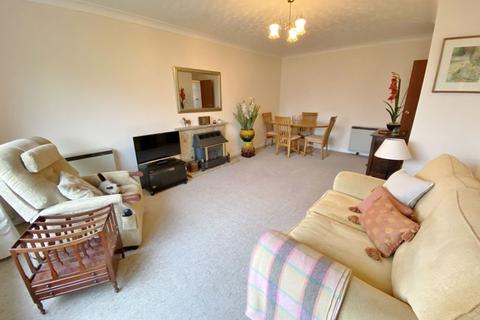 2 Flints Close, Frome, BA11 4ES
