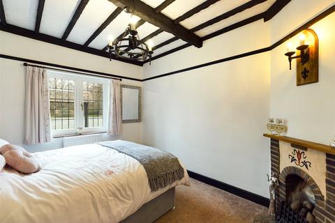 356 Kingston Road, Ashford, TW15 3SF