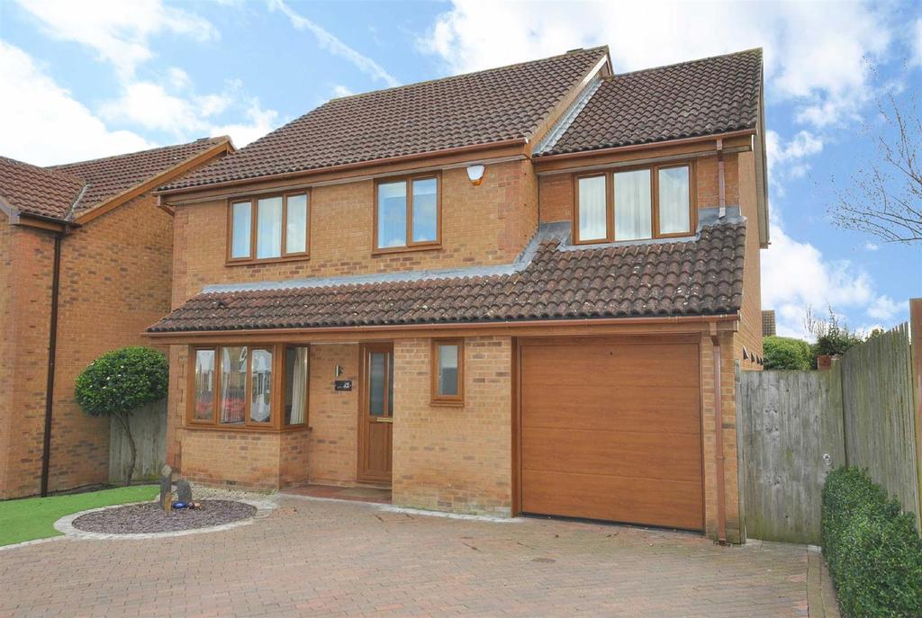 Kendal Close, Boothville, Northampton 4 Bed Detached House For Sale - £ ...