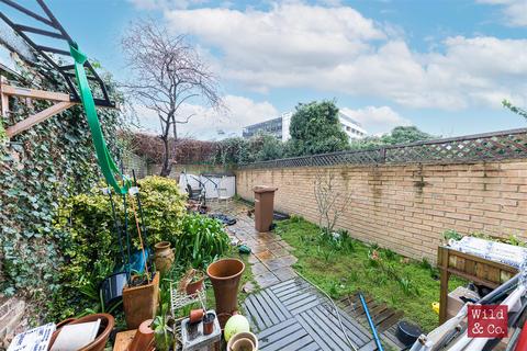 87 Oriel Road, London, E9 5SG