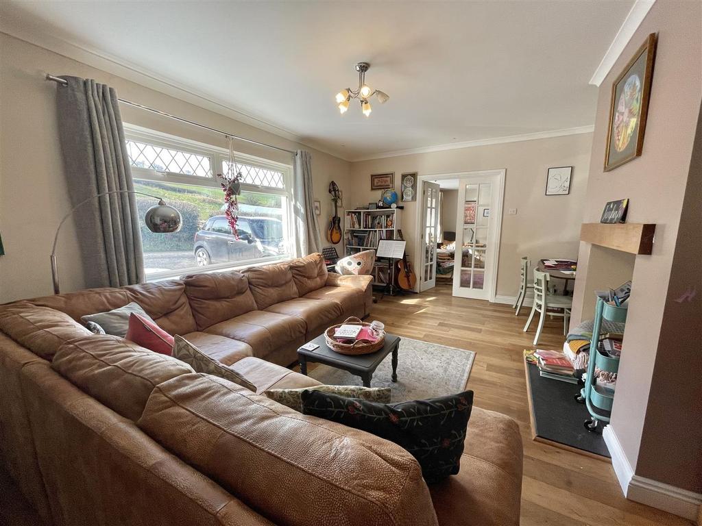 New Cross, Aberystwyth 3 bed property with land £400,000