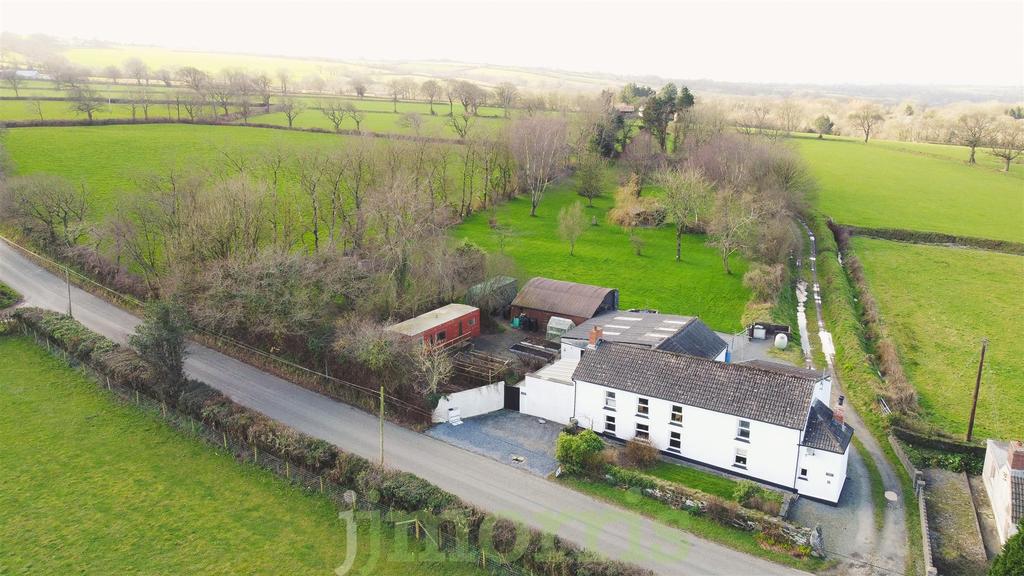 Ty Rhos Farm Rhoshill, Near Cilgerran, Cardigan, Pembrokeshire 3 bed