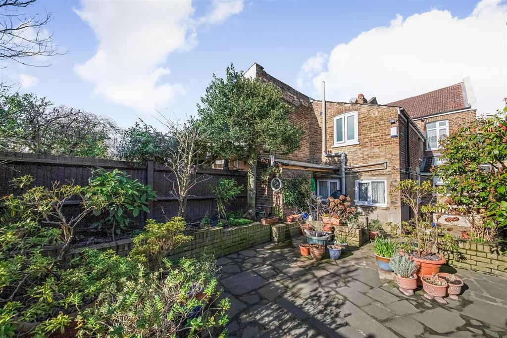 South east facing garden