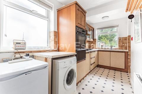 24 Mount Grove, Edgware, HA8 9SX