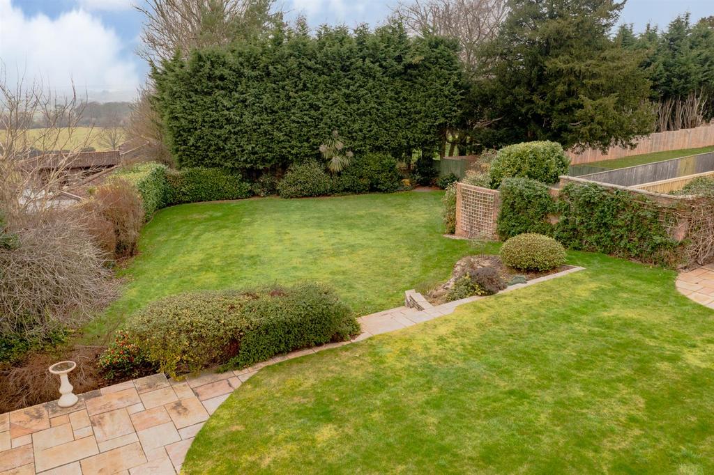 Garden 1.jpg