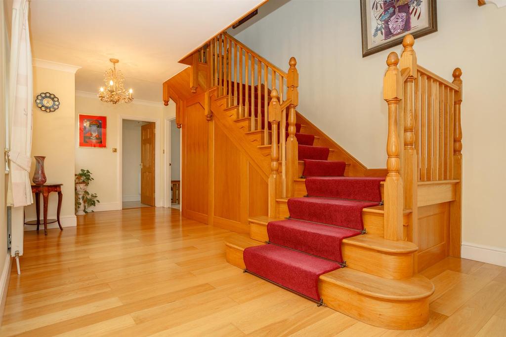 Entrance Hallway.jpg