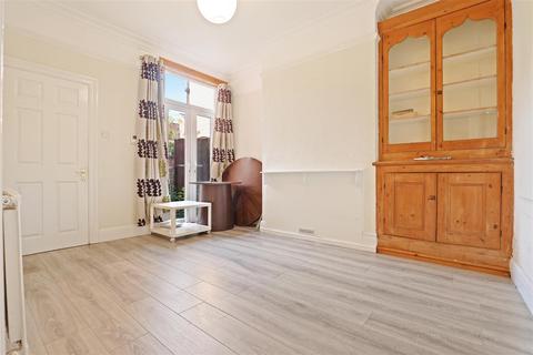 4 bedroom terraced house to rent - Harrow Road, Leicester, LE3